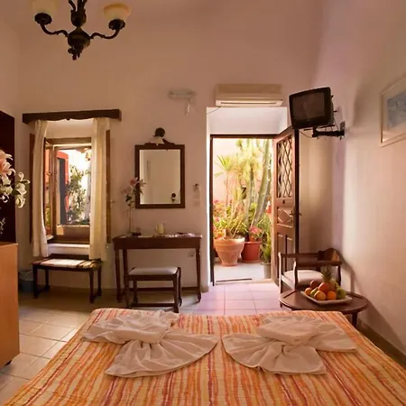 Kavalari - Adults Only 2* Fira (Santorini)