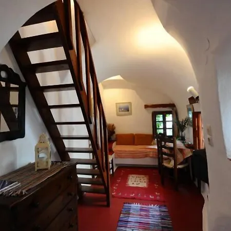 Kavalari - Adults Only 2*