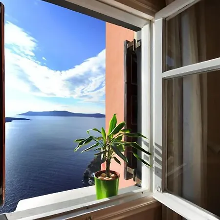 Kavalari - Adults Only 2* Fira (Santorini)