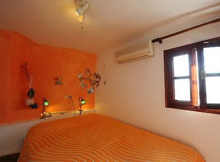 Kavalari - Adults Only 2* Fira (Santorini)